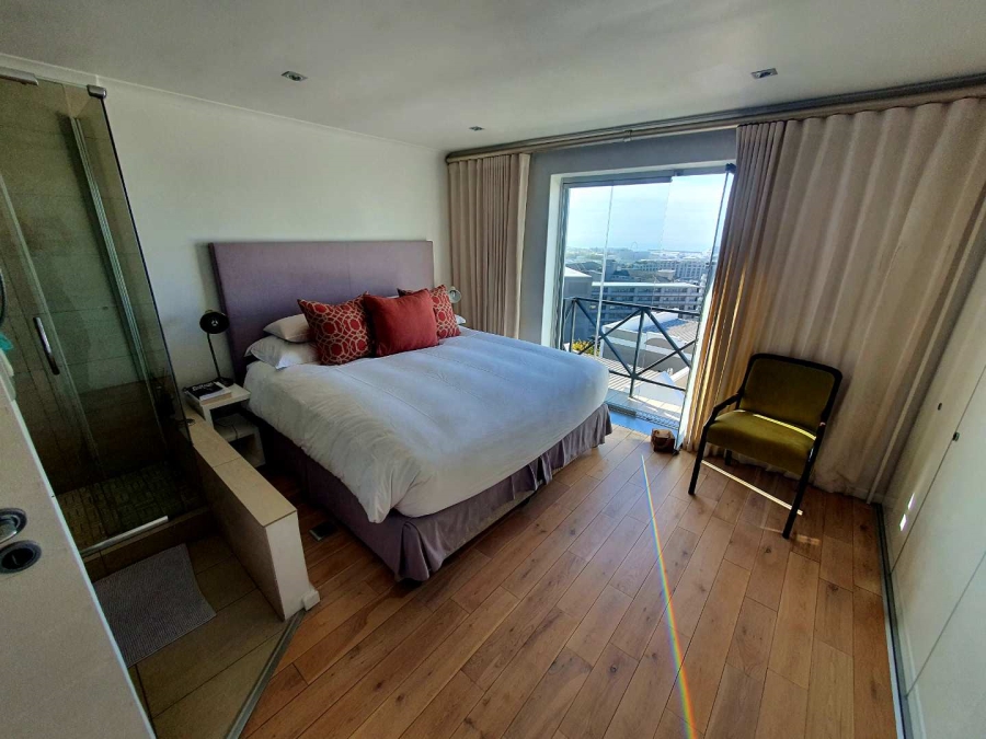 To Let 2 Bedroom Property for Rent in Green Point Western Cape